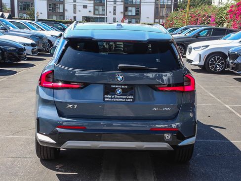 New 2026 BMW X1 xDrive28i w/ Technology Package AWD/4WD image 5