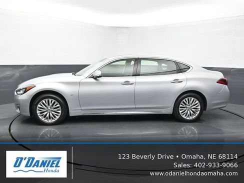 Used 2015 INFINITI Q70 L 3.7 w/ Deluxe Touring Package AWD/4WD image 2