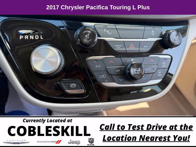 Used 2017 Chrysler Pacifica Touring-L Plus FWD image 20