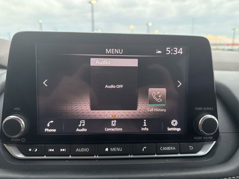 Used 2021 Nissan Rogue SV image 17