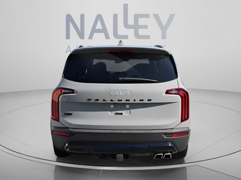 Used 2022 Kia Telluride SX w/ Nightfall Edition Package AWD/4WD image 4