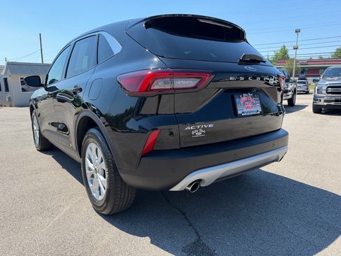 Used 2024 Ford Escape Active w/ Tech Pack #2 AWD/4WD image 11