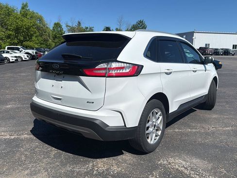 Used 2023 Ford Edge SEL AWD/4WD image 4