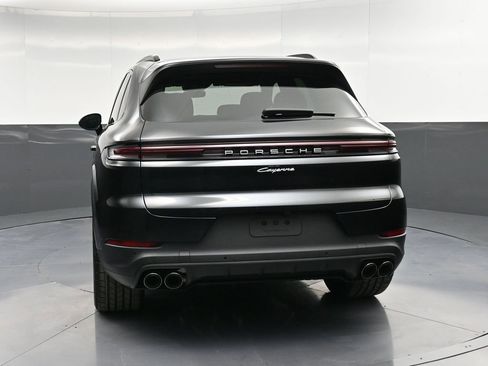 New 2026 Porsche Cayenne AWD/4WD image 7