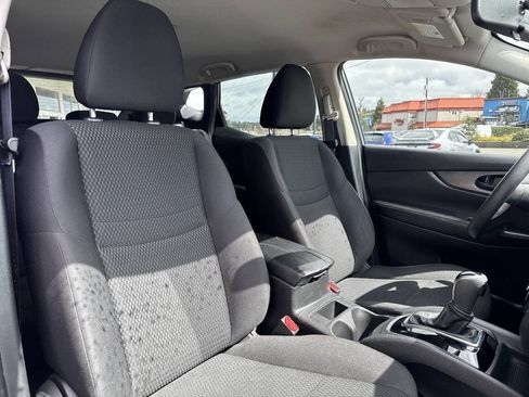 Used 2019 Nissan Rogue Sport S FWD image 15