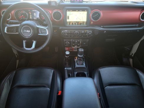 Used 2022 Jeep Wrangler Unlimited Rubicon AWD/4WD image 27