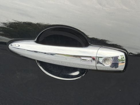 Used 2025 Nissan Altima 2.5 SV FWD image 29