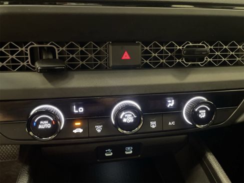 Used 2025 Honda Accord LX image 28