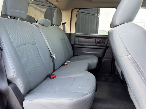 Used 2017 RAM 3500 Tradesman w/ Chrome Appearance Group image 33