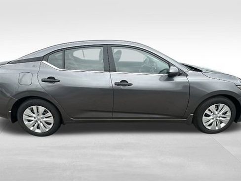 New 2025 Nissan Sentra S image 9