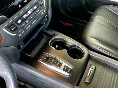 Used 2023 Honda Passport TrailSport image 16