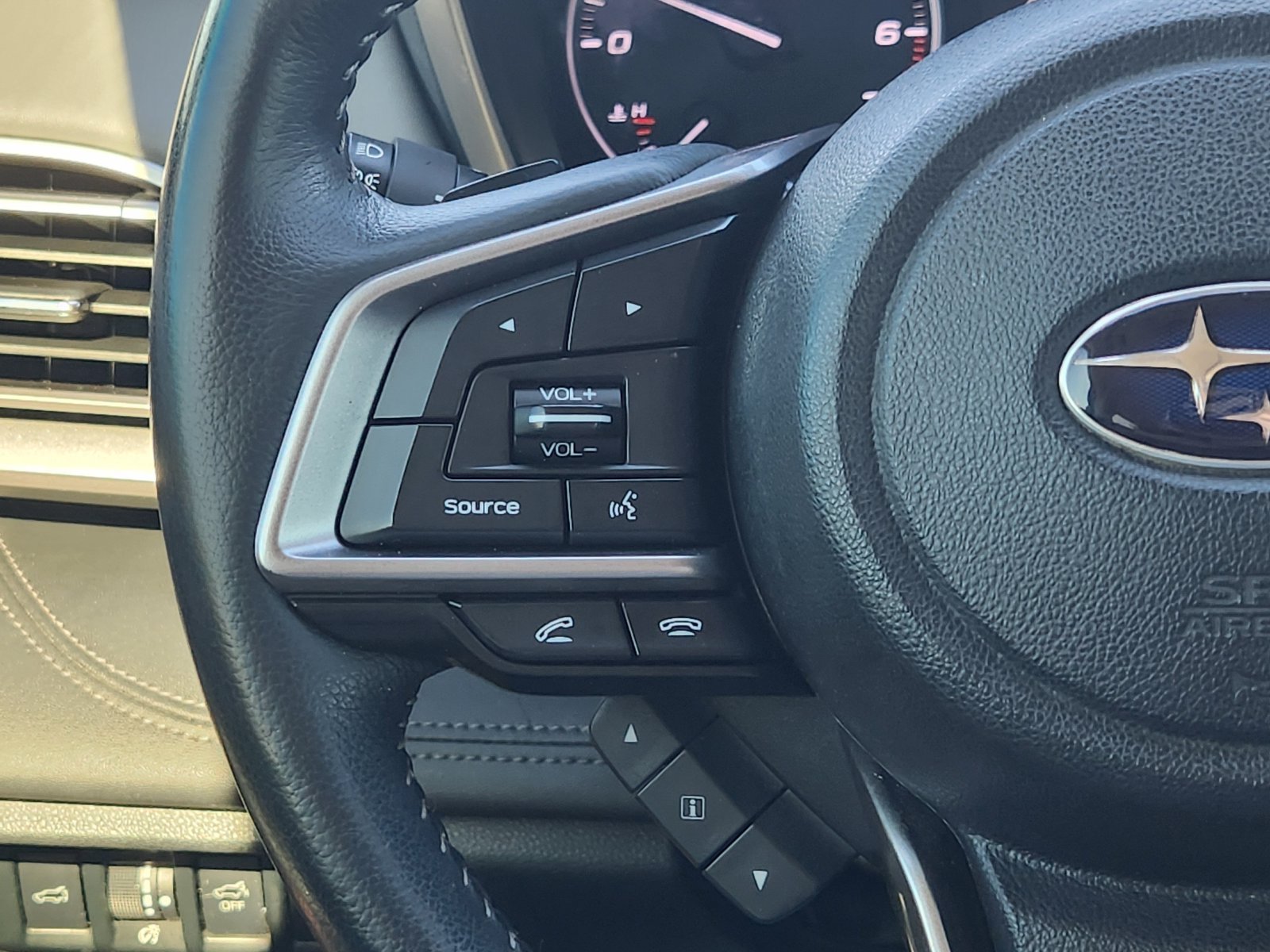 Used 2021 Subaru Outback Limited w/ Popular Package #2 AWD/4WD image 31