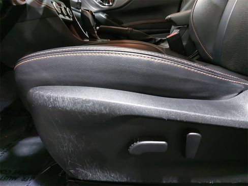 Certified 2023 Subaru Crosstrek 2.5i Limited w/ Moonroof Package image 27