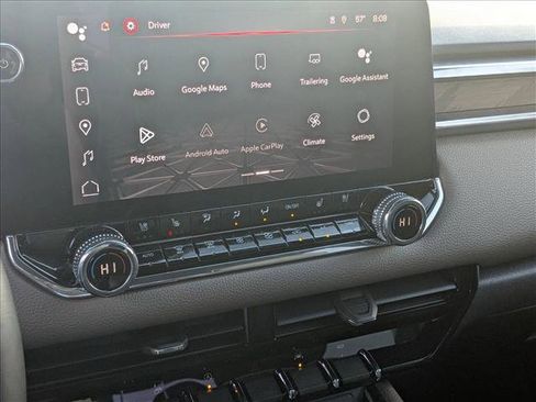 Used 2023 GMC Canyon Denali image 14