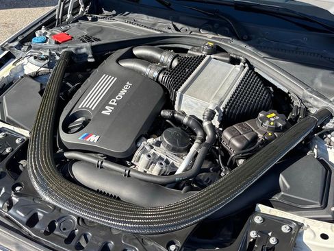 Used 2018 BMW M3 image 30