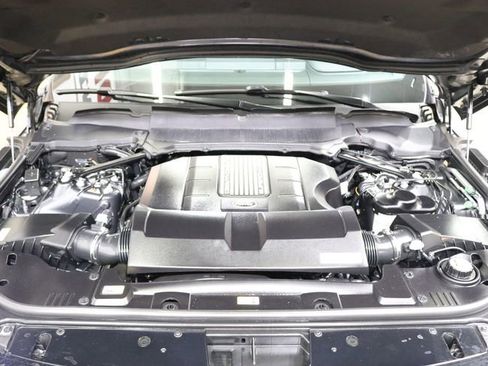 Used 2018 Land Rover Range Rover Supercharged image 37