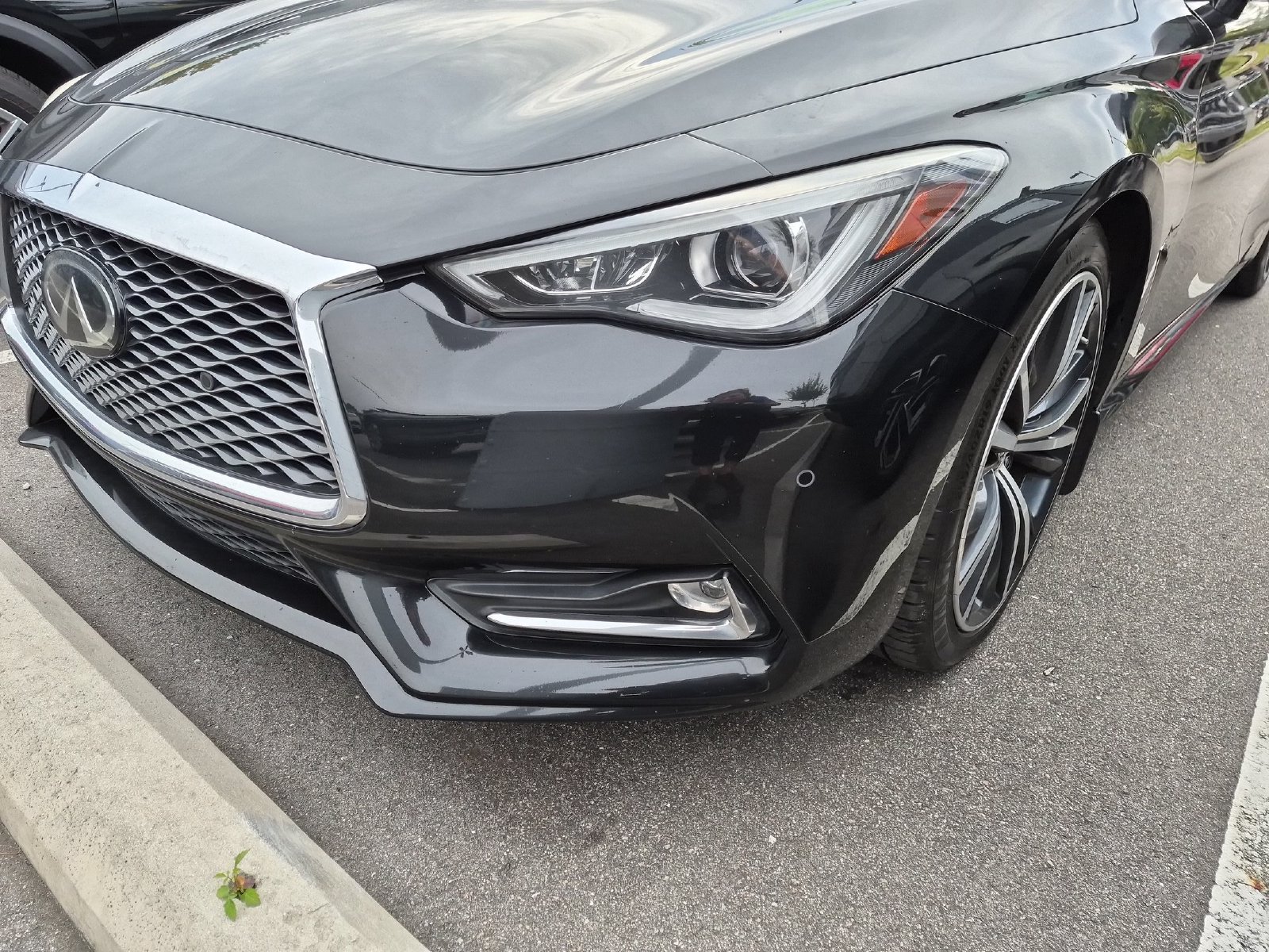 Used 2022 INFINITI Q60 3.0t Luxe w/ Cargo Package RWD image 10