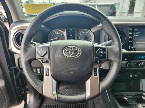 Used 2021 Toyota Tacoma SR5 w/ Trail Edition AWD/4WD image 25