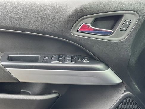 Used 2022 Chevrolet Colorado ZR2 image 24