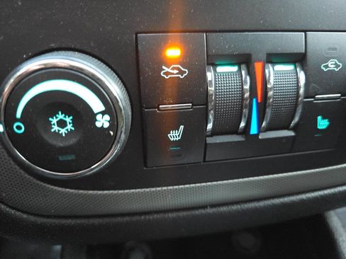 Used 2008 Chevrolet Impala SS w/ Convenience Package image 28