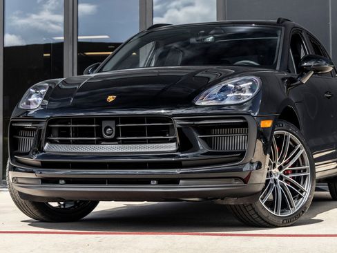 Certified 2026 Porsche Macan S AWD/4WD image 7