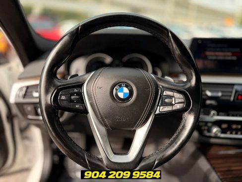 Used 2018 BMW 530e RWD image 16