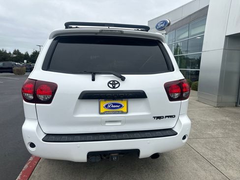 Used 2021 Toyota Sequoia TRD Pro AWD/4WD image 3