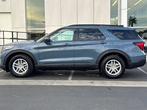 New 2026 Ford Explorer Active w/ Active Comfort Package image 6