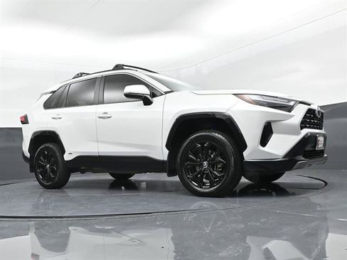 Certified 2023 Toyota RAV4 SE w/ Convenience Package AWD/4WD image 31