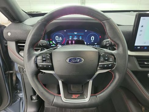 Certified 2025 Ford Explorer ST AWD/4WD image 23
