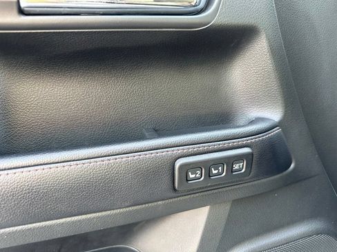 Used 2019 Toyota 4Runner Limited AWD/4WD image 16