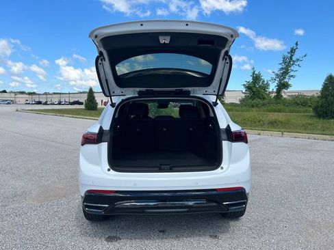 Used 2025 Buick Envision Sport Touring AWD/4WD image 10