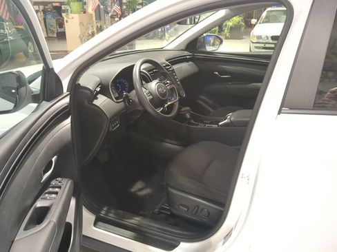 Used 2023 Hyundai Tucson SEL FWD image 13