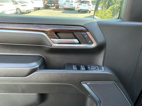 Used 2024 GMC Sierra 1500 Elevation AWD/4WD image 16