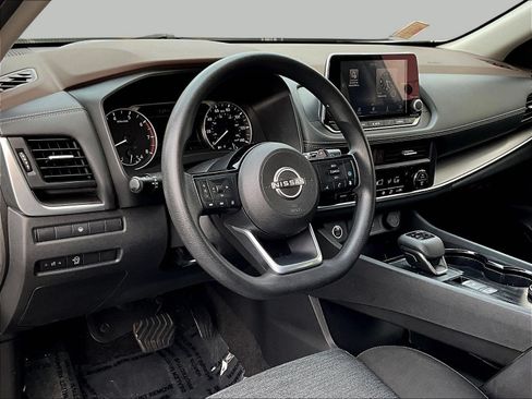 Used 2023 Nissan Rogue SV AWD/4WD image 20