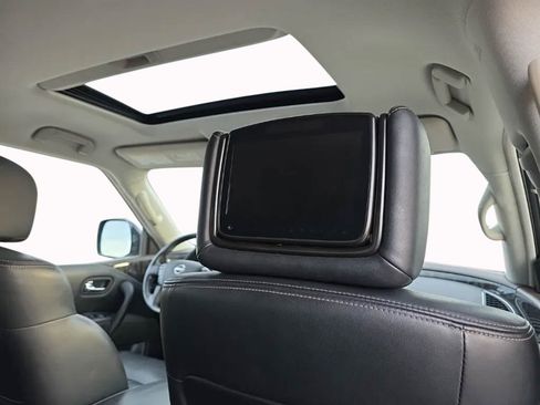 Used 2022 Nissan Armada Platinum w/ Captain's Chairs Package image 25