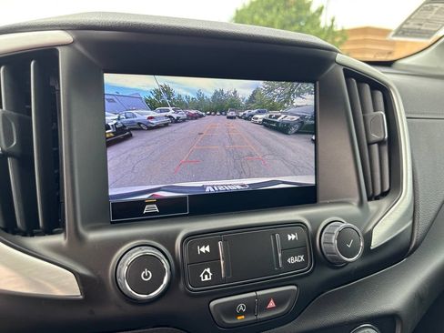 Used 2024 GMC Terrain SLE w/ Driver Convenience Package AWD/4WD image 25