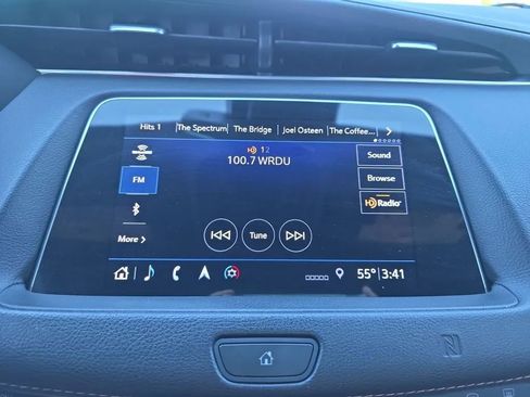 Used 2019 Cadillac XT4 Premium Luxury image 31