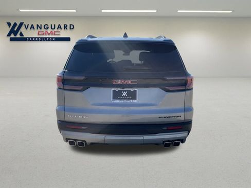 Used 2025 GMC Acadia Elevation image 4