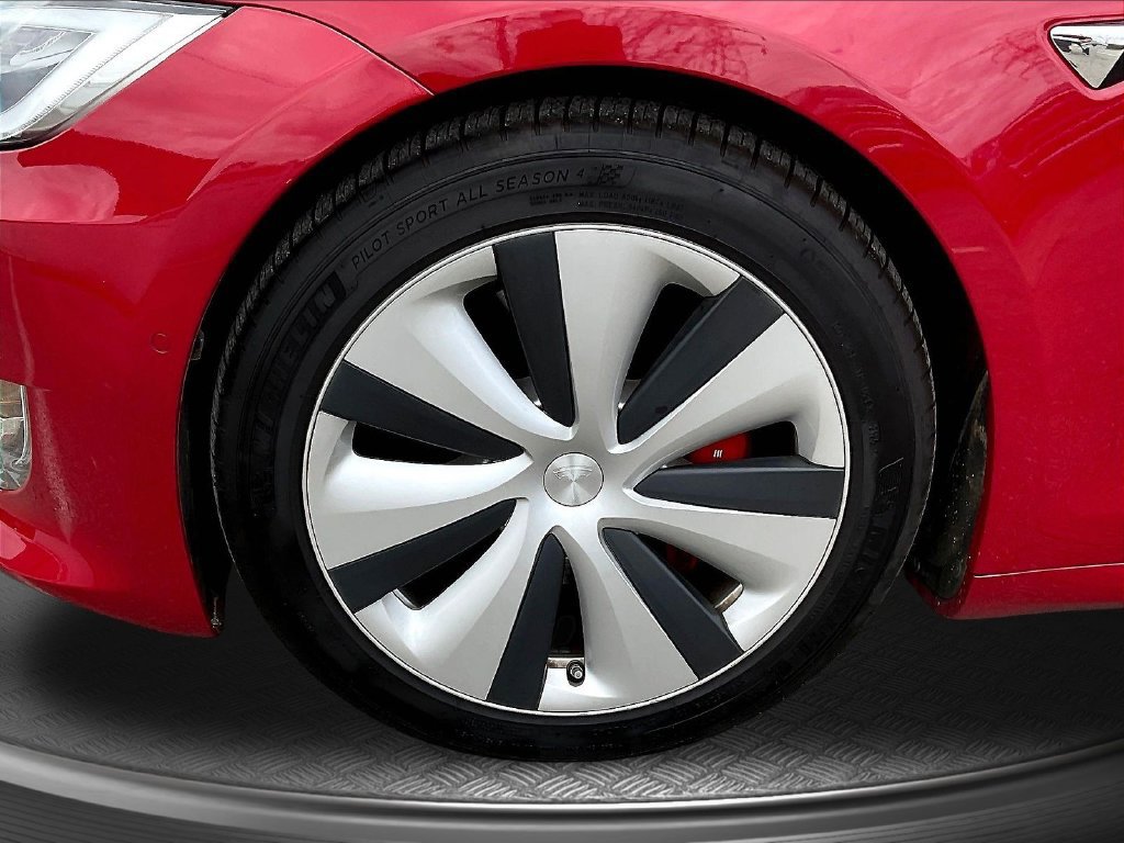 Used 2021 Tesla Model S Performance AWD/4WD image 34