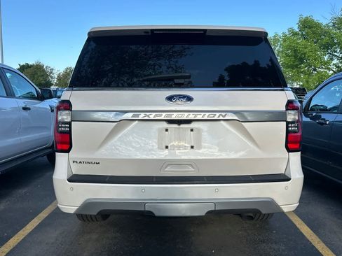 Used 2019 Ford Expedition Platinum AWD/4WD image 5