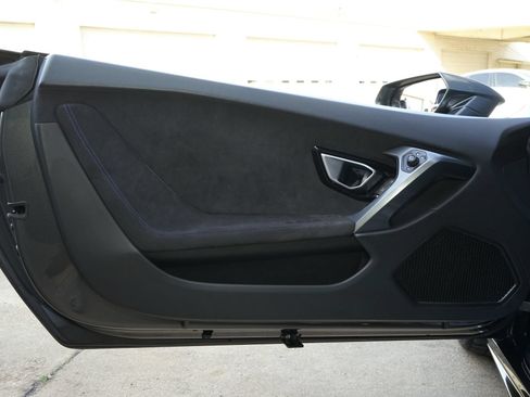 Used 2018 Lamborghini Huracan LP 580-2 RWD image 14