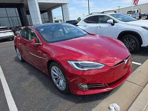 Used 2017 Tesla Model S 90D AWD/4WD image 3