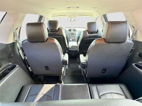 Used 2015 Buick Enclave Leather image 25
