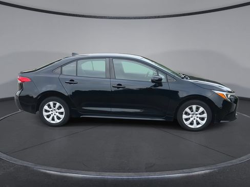 Used 2023 Toyota Corolla LE FWD image 9