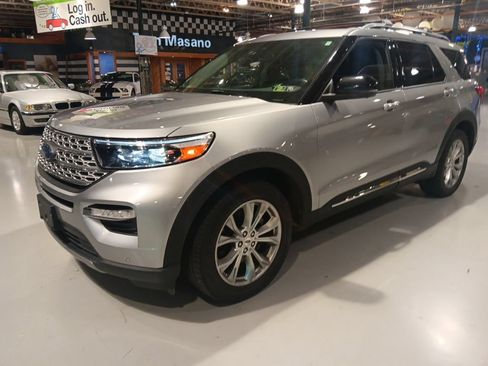 Used 2020 Ford Explorer Limited AWD/4WD image 8