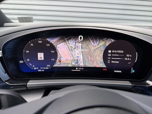 New 2025 Porsche Macan 4 Electric AWD/4WD image 7