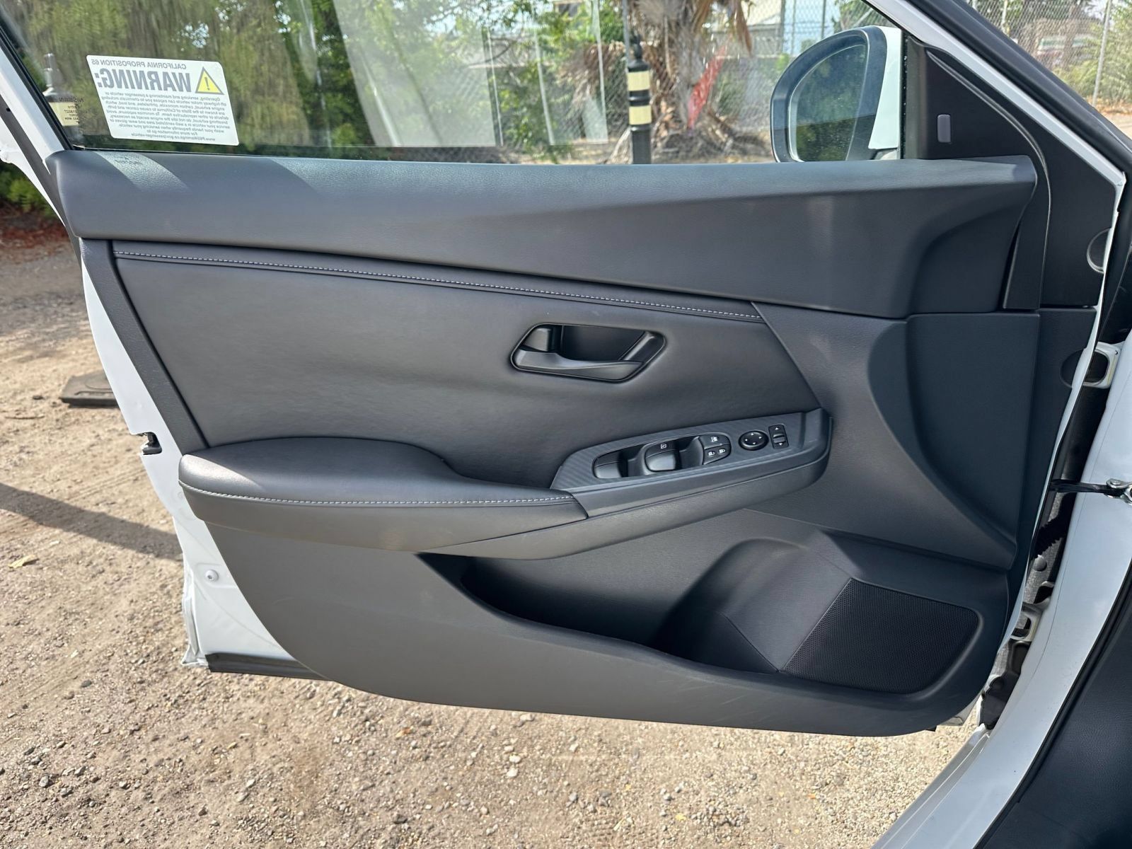 Used 2025 Nissan Sentra S FWD image 18