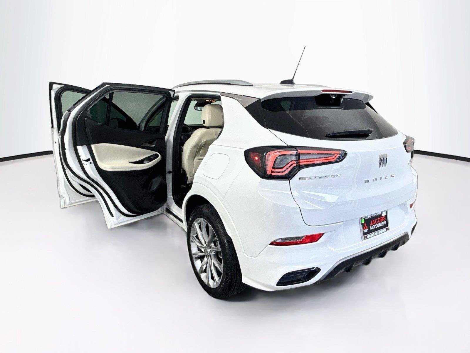 Used 2024 Buick Encore GX Avenir w/ Avenir Technology Package FWD image 44