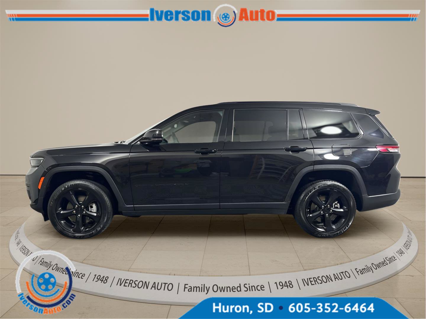 Used 2024 Jeep Grand Cherokee L Altitude AWD/4WD image 7